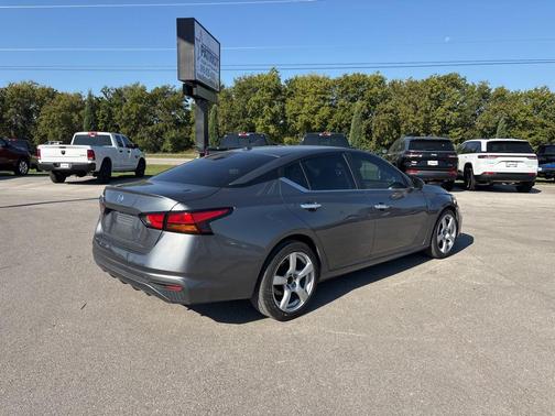 2020 Nissan Altima S FWD