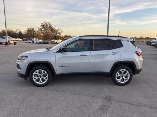 2025 Jeep Compass Latitude