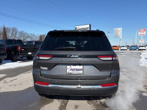 2024 Jeep Grand Cherokee 4xe Base