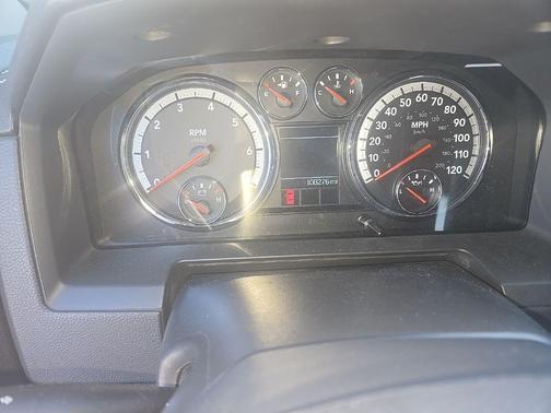 Mineral Grey Metallic Clearcoat 2012 RAM 1500 Laramie