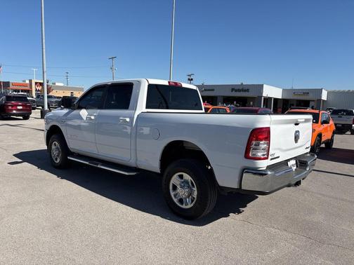 2021 RAM 2500 Big Horn Crew Cab 4x4 6'4' Box