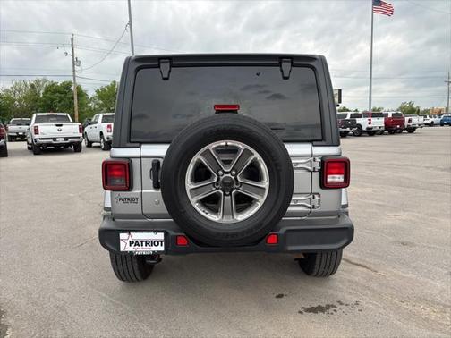 2020 Jeep Wrangler Unlimited Sahara