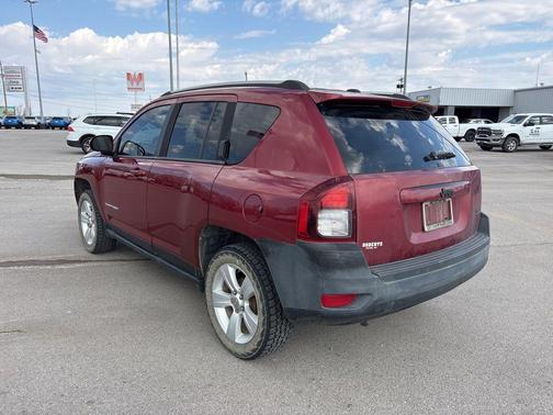 Deep Cherry Red Crystal Pearlcoat 2016 Jeep Compass Latitude