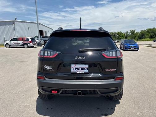 2020 Jeep Cherokee Trailhawk