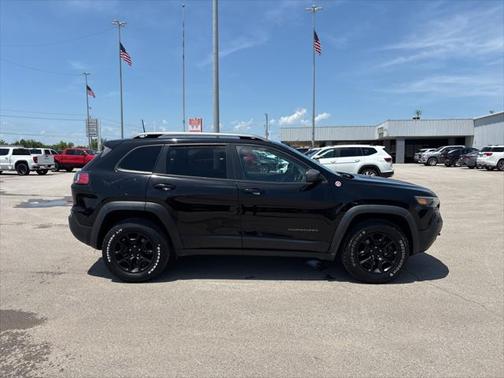 2020 Jeep Cherokee Trailhawk