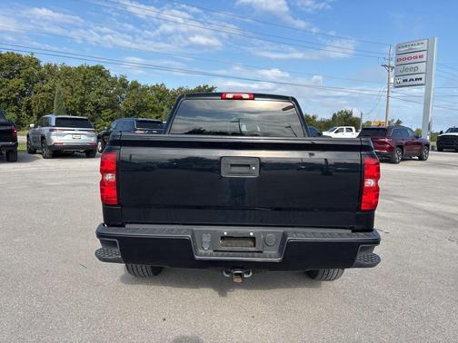 2018 Chevrolet Silverado 1500 Custom