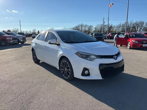 2015 Toyota Corolla S Plus