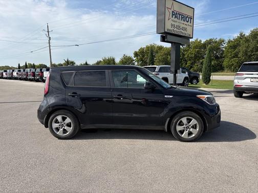 2017 Kia Soul Base