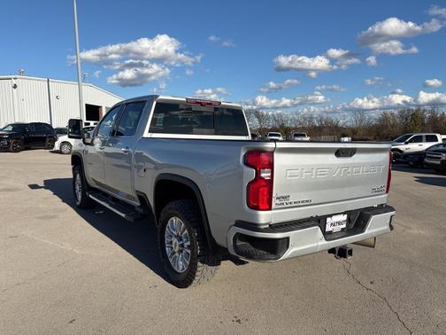2022 Chevrolet Silverado 2500 High Country