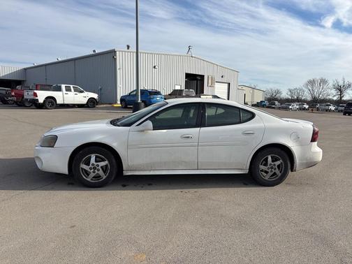 2004 Pontiac Grand Prix GT1
