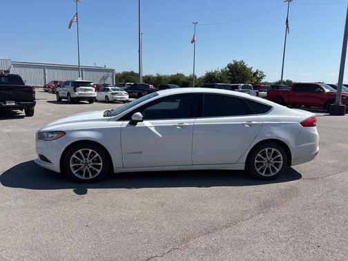 2017 Ford Fusion Hybrid SE