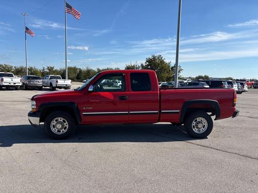 2000 Chevrolet Silverado 2500 LS Extended Cab