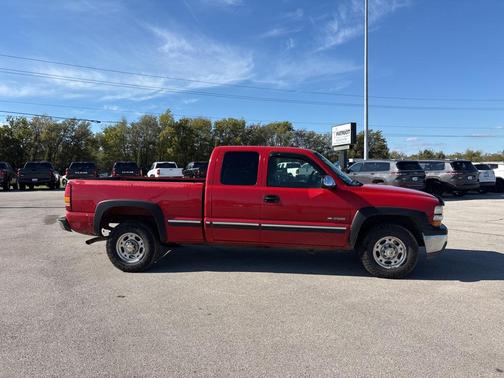 2000 Chevrolet Silverado 2500 LS Extended Cab