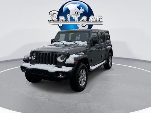 2022 Jeep Wrangler Unlimited Sport