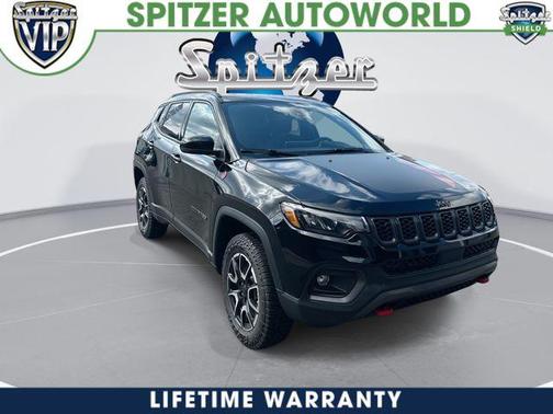 Diamond Black 2026 Jeep Compass Trailhawk