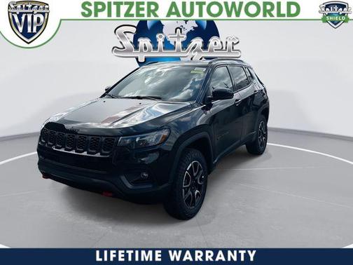 Diamond Black 2026 Jeep Compass Trailhawk