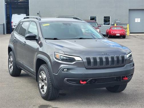 2022 Jeep Cherokee Trailhawk
