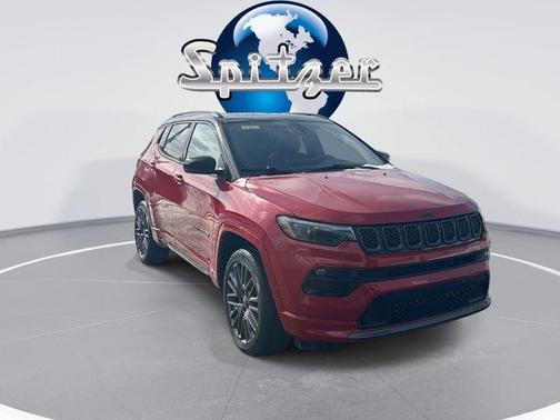 2023 Jeep Compass Altitude