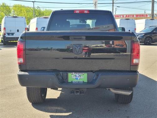 2022 RAM 1500 Classic SLT