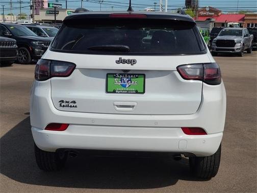 2023 Jeep Compass Altitude