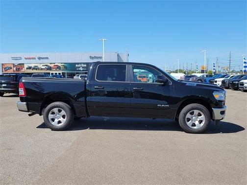2024 RAM 1500 Big Horn/Lone Star