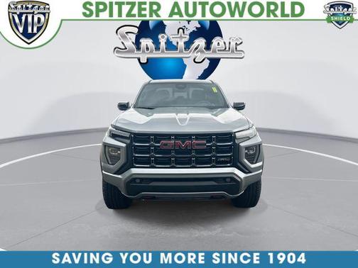 Sterling 2024 GMC Canyon AT4