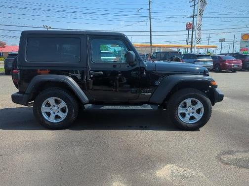 2021 Jeep Wrangler Sport
