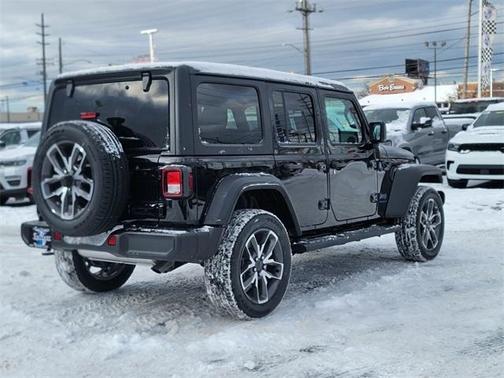2025 Jeep Wrangler 4xe Sport