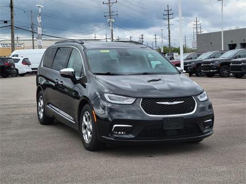 2023 Chrysler Pacifica Limited