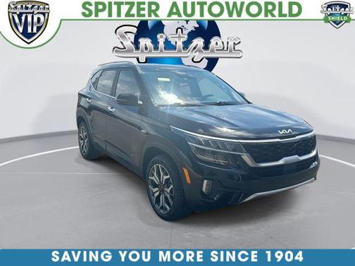 Cherry Black 2023 Kia Seltos SX