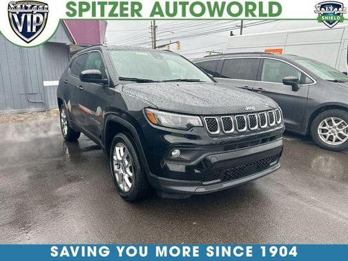 2023 Jeep Compass Latitude Lux