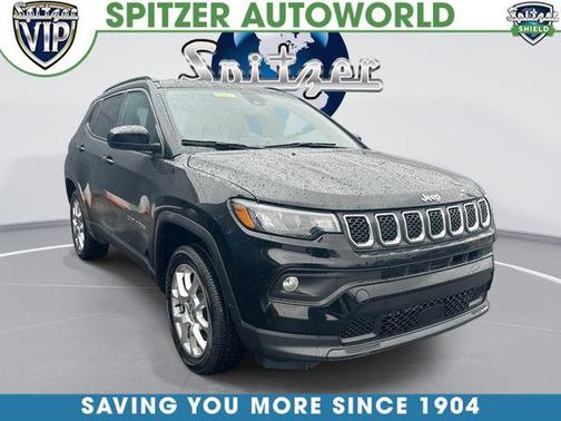 2023 Jeep Compass Latitude Lux