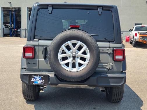 2023 Jeep Wrangler Sport