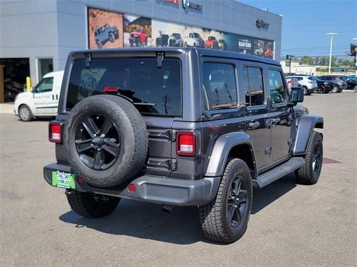 2021 Jeep Wrangler Unlimited Sahara Altitude