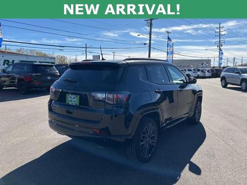 2023 Jeep Compass Altitude