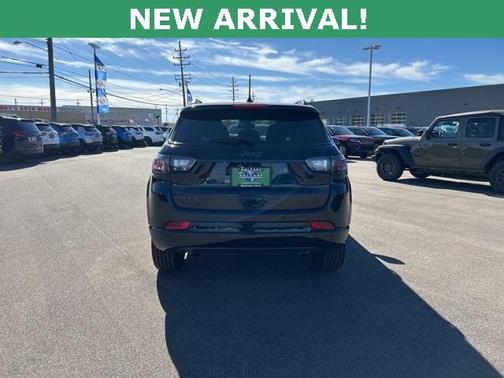 2023 Jeep Compass Altitude