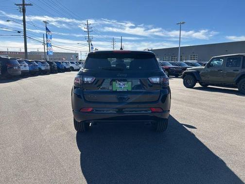 2023 Jeep Compass Altitude