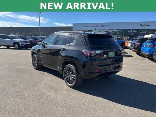 2023 Jeep Compass Altitude