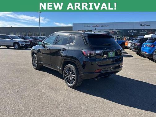 2023 Jeep Compass Altitude