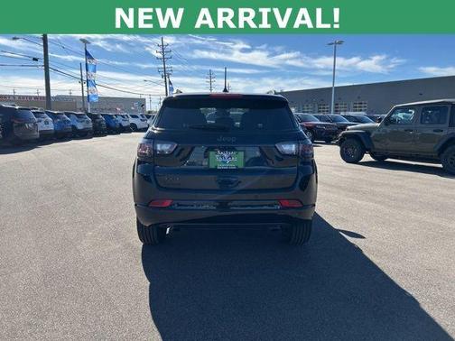 2023 Jeep Compass Altitude