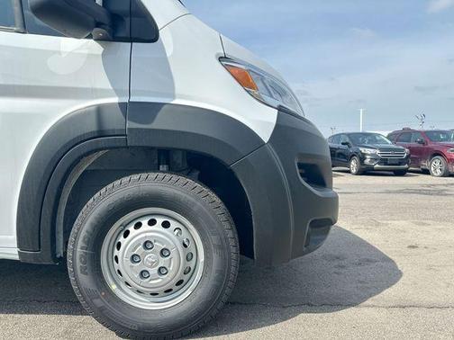 Bright White Clearcoat 2026 RAM ProMaster 2500 High Roof
