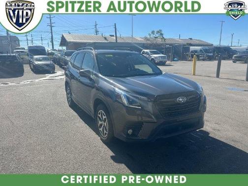 Magnetite Gray Metallic 2024 Subaru Forester Premium