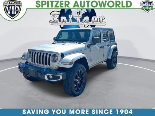 Silver Zynith Clearcoat 2023 Jeep Wrangler 4xe Sahara