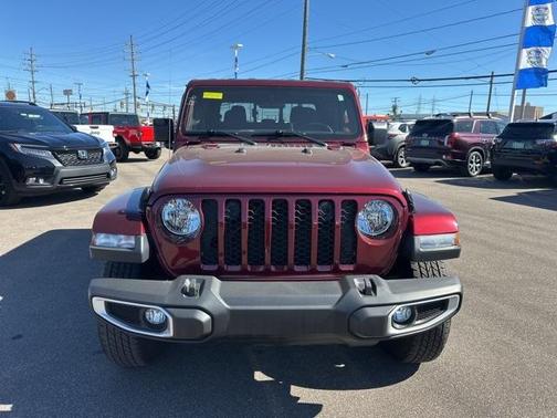 2022 Jeep Gladiator Sport