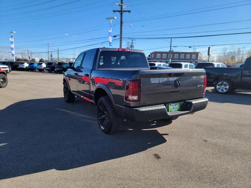 2024 RAM 1500 Classic SLT