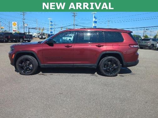2023 Jeep Grand Cherokee L Laredo
