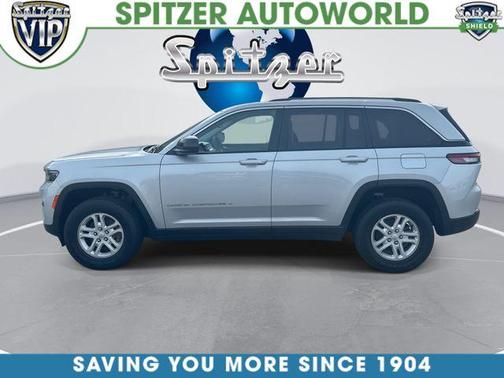 Silver Zynith 2023 Jeep Grand Cherokee Laredo