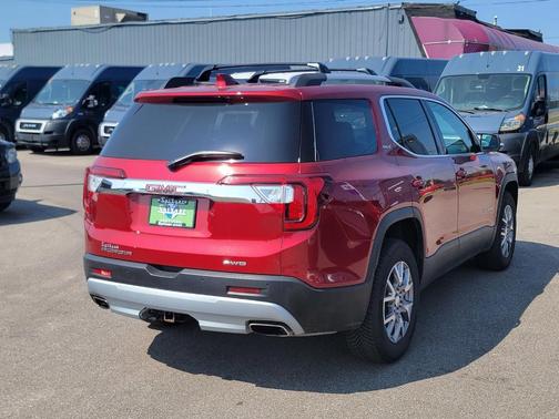 2021 GMC Acadia SLT