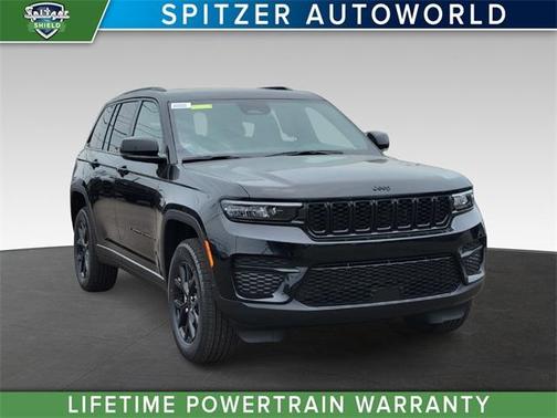 2025 Jeep Grand Cherokee Laredo