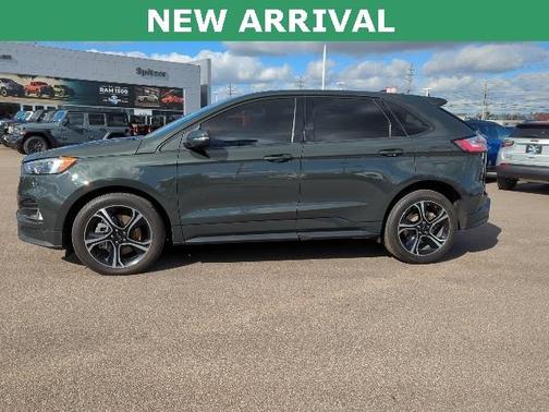 2023 Ford Edge ST